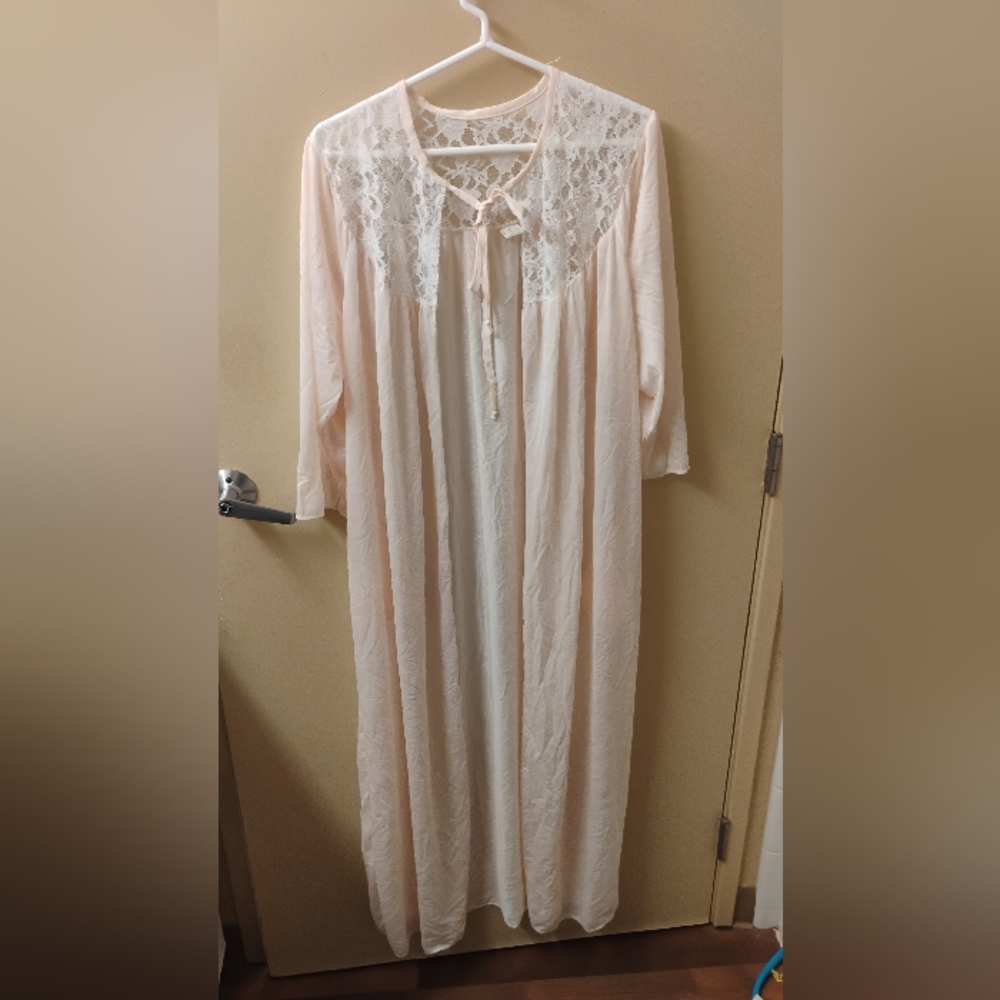 Vintage 1970s 1960s Front Tie Lace Accent Pink Robe Peignoir Sz XL/XXL